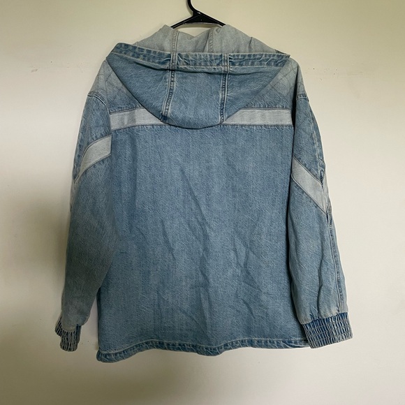 Vintage American Eagle Jean Jacket - Picture 2 of 4